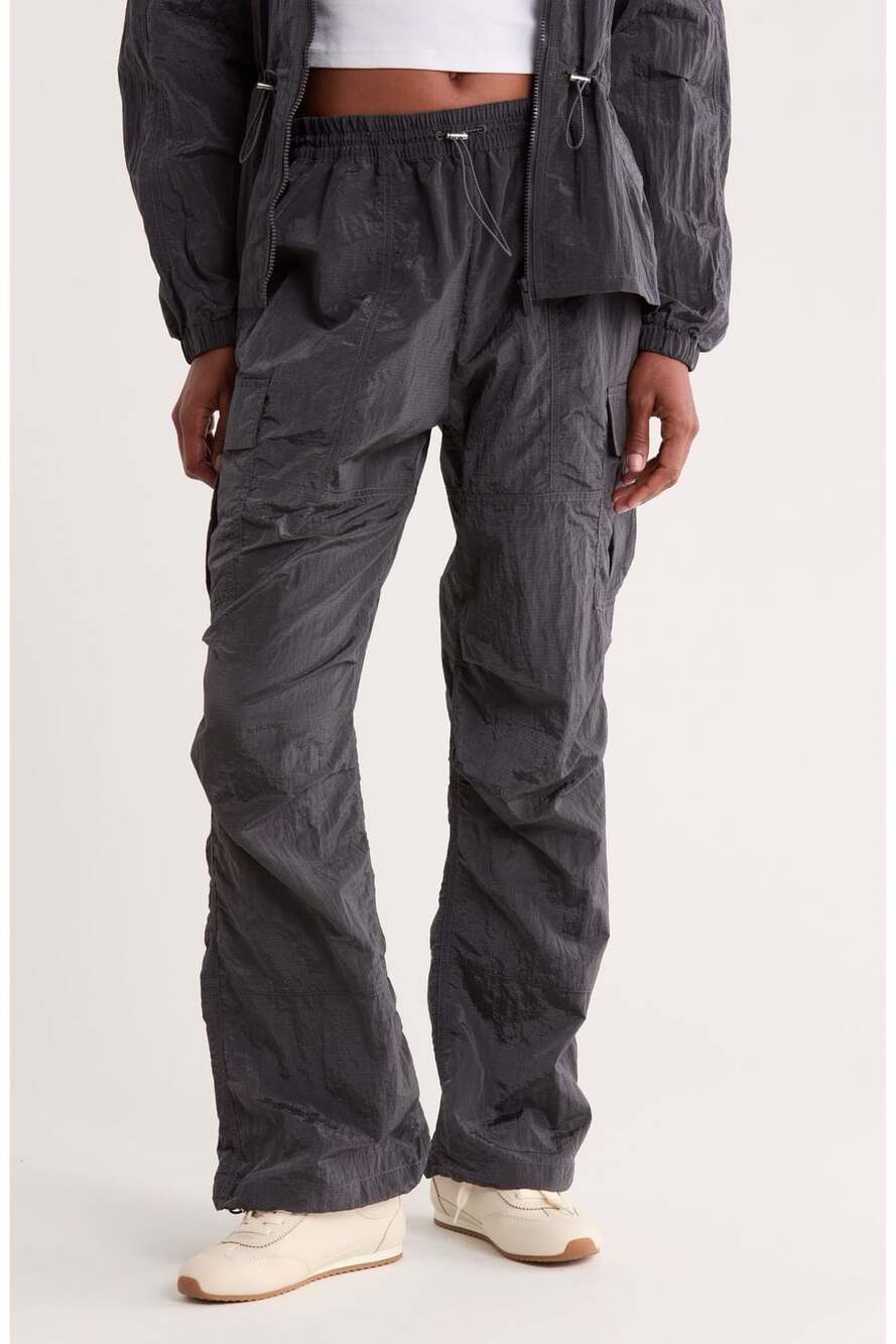 UGG Winny Pant II Charcoal Dark Gray Cargo Parachute Pants Size S